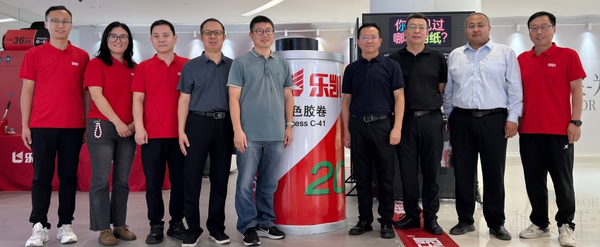 樂凱膠片國慶亮相保定萬博廣場，8天沉浸式體驗點燃市民光影熱情